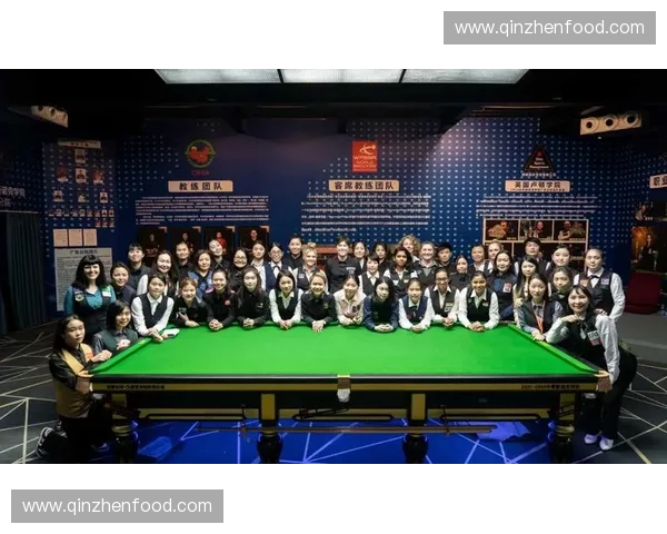 全球体育电竞盛宴激战开启 电竞明星云集争夺荣誉与奖金